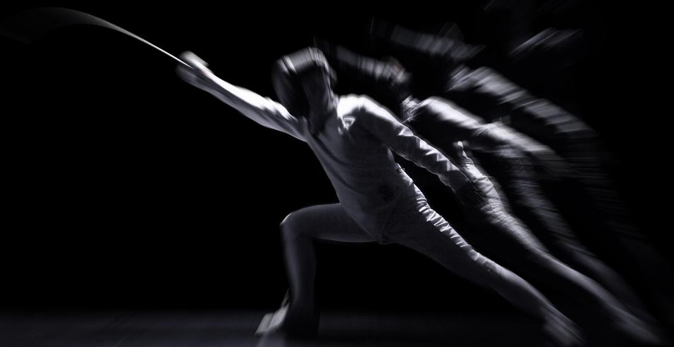 Stlisiertes Foto eines Fechters in Kampfposition